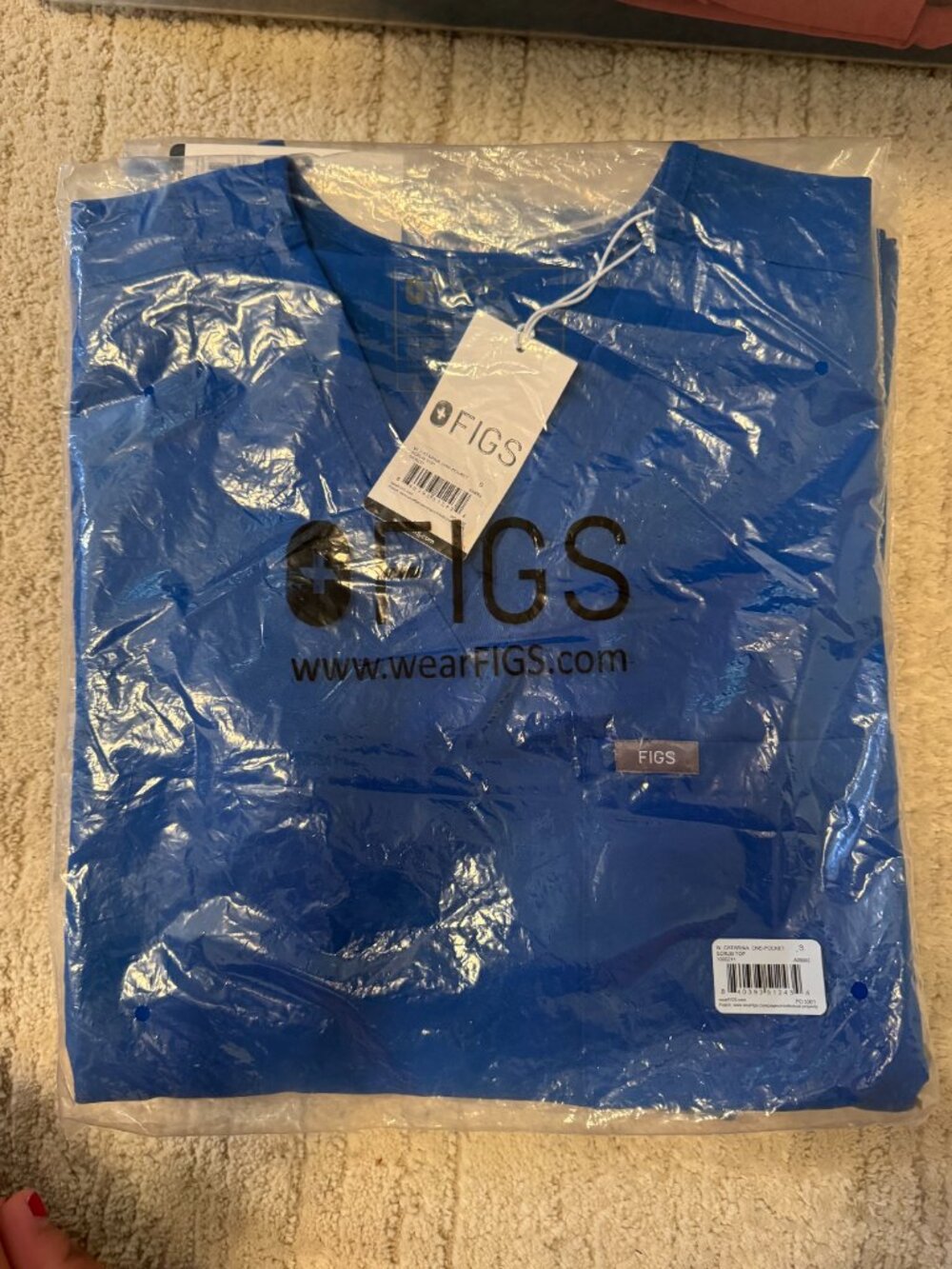 FIGS Catarina One-Pocket Scrub Top™ - Picture 5 of 6